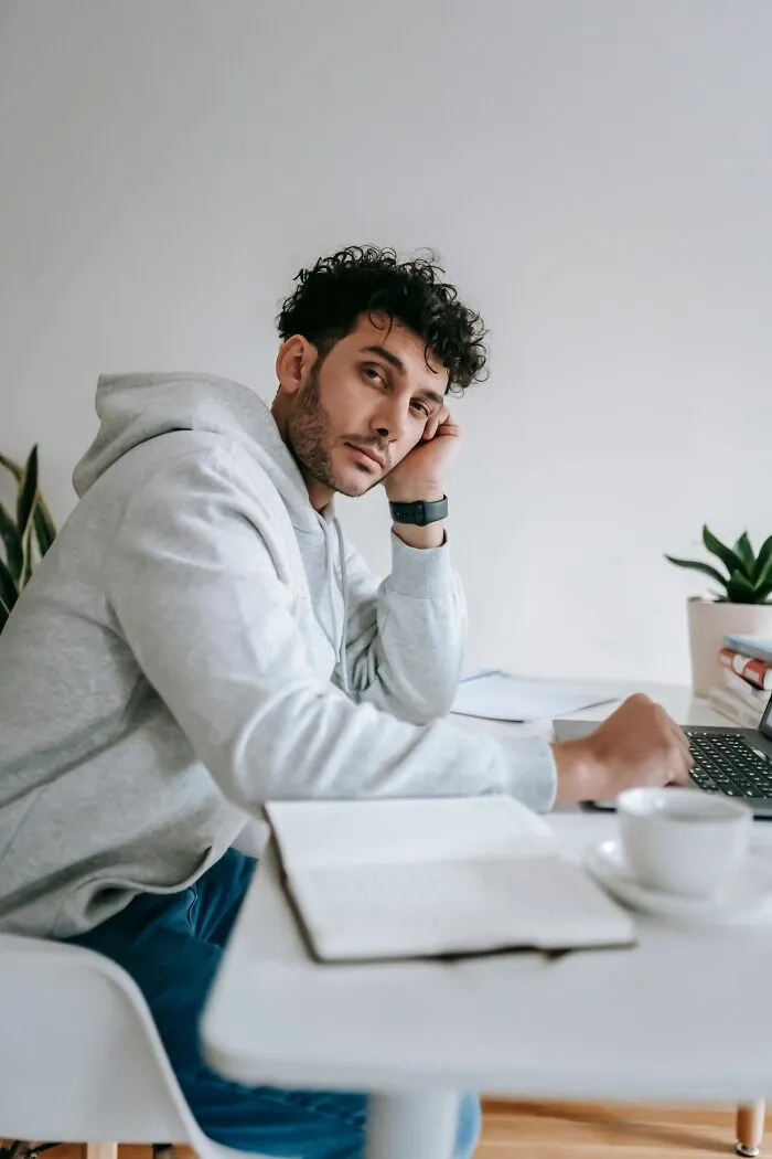 33 Employees Share Raw Opinions On Why They Refuse To Go The Extra Mile At Work