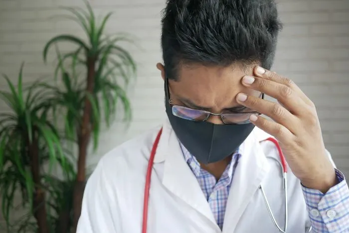75 Medical Field Workers Share Things They Wish More People Understood
