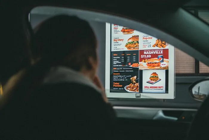 42 Awkward Situations And Wild Drive-Through Stories As Customers Don’t Know Employees Can Hear Them