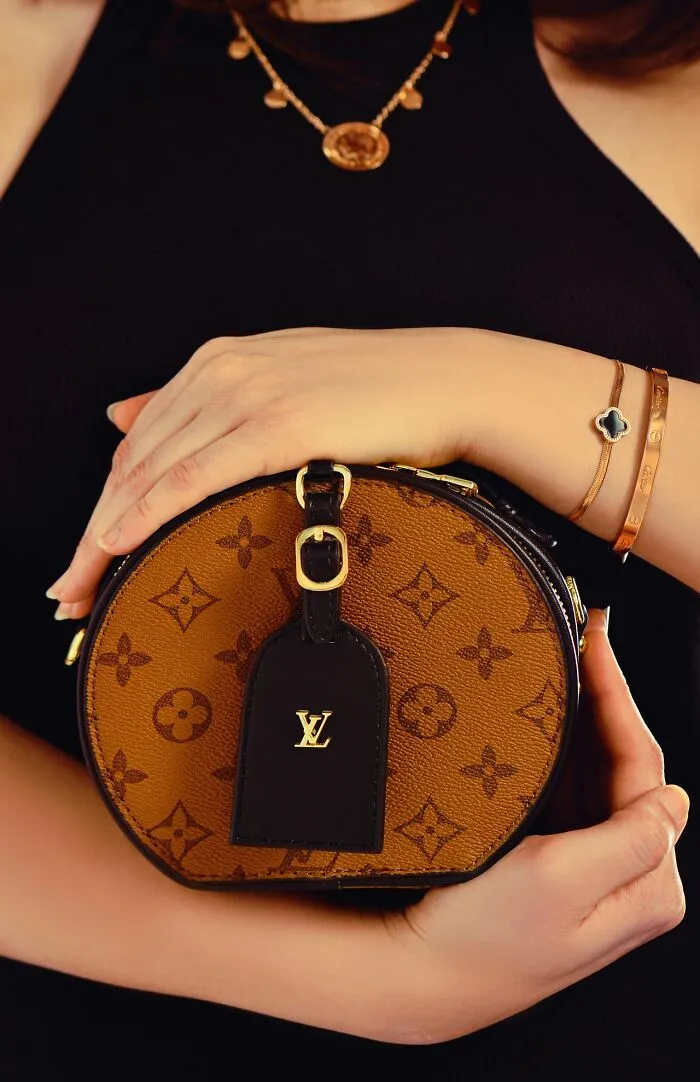 66 Crazy Stories About Working In “Rich People Environments,” As Told By The Employees Themselves