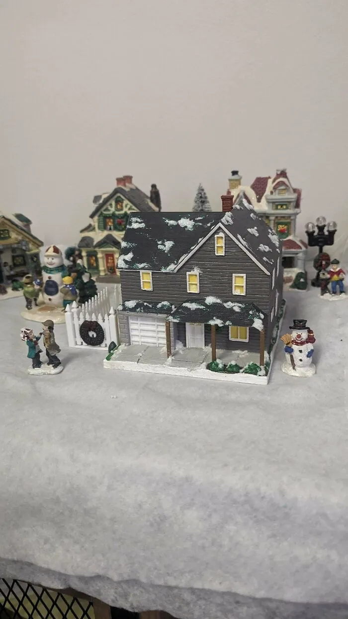 My Boyfriend Had Our House 3D Printed For My Christmas Village