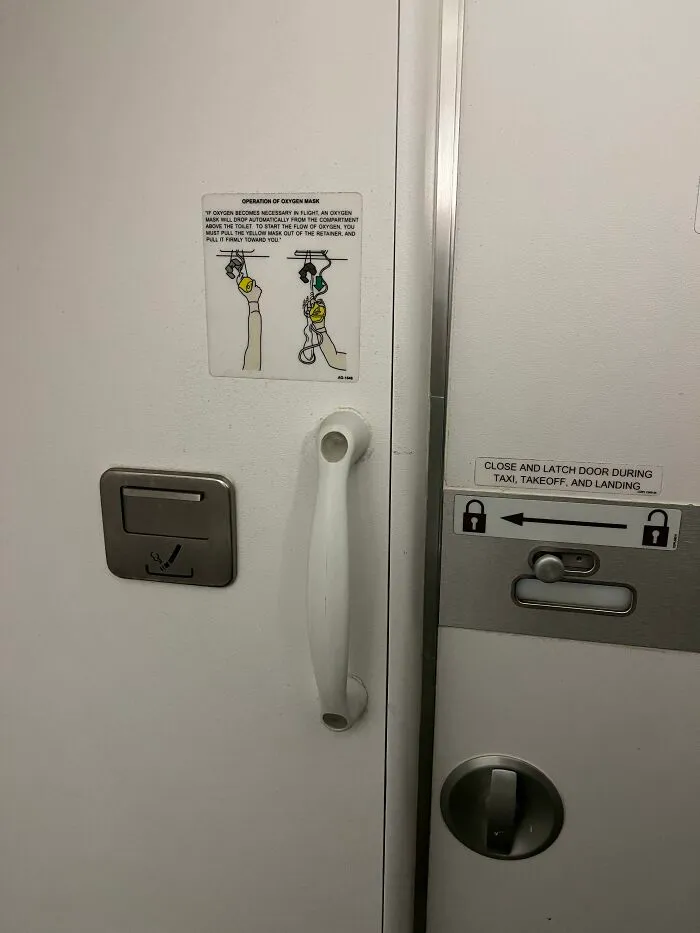 39 Unhinged Things Cabin Crew Had To Actually Deal With