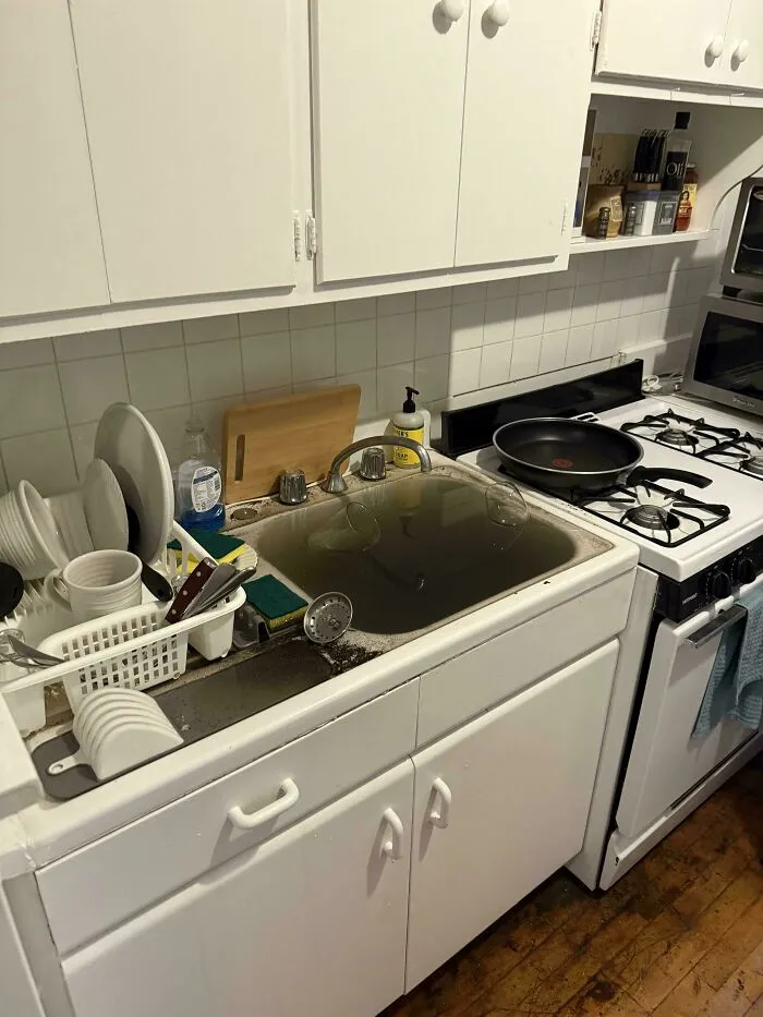 Was Away From My Apartment For One Night And I Came Home To This. Yes It Was Sewage. Yes It Filled The Entire Kitchen With Sediment