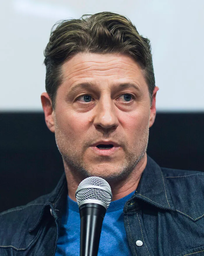 American Actor Benjamin Mckenzie, 48