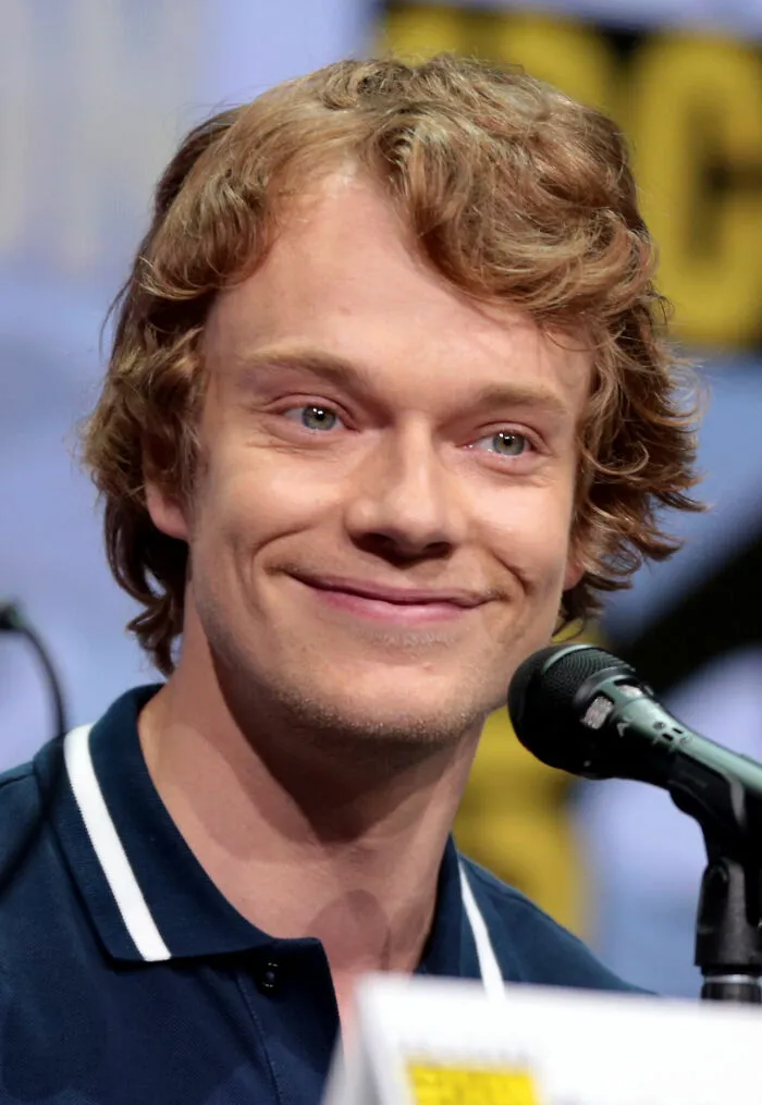 English Actor Alfie Allen, 40