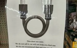 89 Ridiculously Funny Signs That Deliver Maximum Entertainment As They’re So Random
