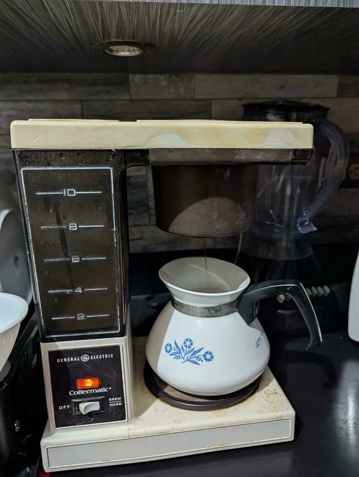 Ge Coffee Maker From 1987 Still Going Strong