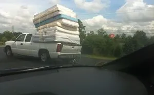 58 Moving Day Disasters That Might Make Staying Put Forever Sound Reasonable