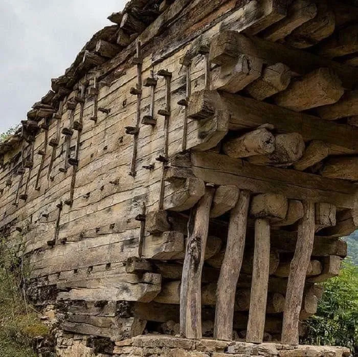200-Year-Old Wooden Bridge In Dagestan (Russia), Built Without The Use Of A Single Nail