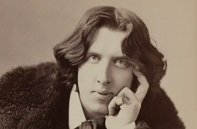 Classic portrait of Oscar Wilde, author of The Picture of Dorian Gray