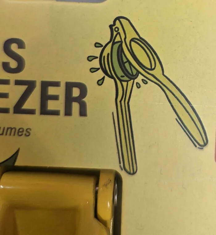 This Lemon Squeezer Packaging Demonstrates How To Use It Incorrectly
