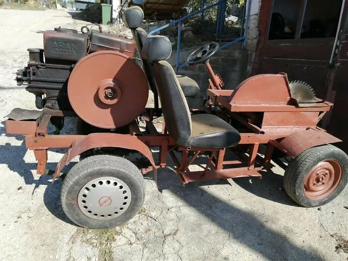 Aran Jugoslavija-Rijeka. A Rear Engined Exposed Car Equipped With A Saw Blade Used For Cutting Wood In The Balkans
