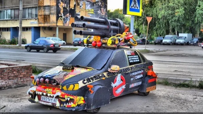 The Russian Guy From Samara Made The Most Weirdest Build On Lada Kalina