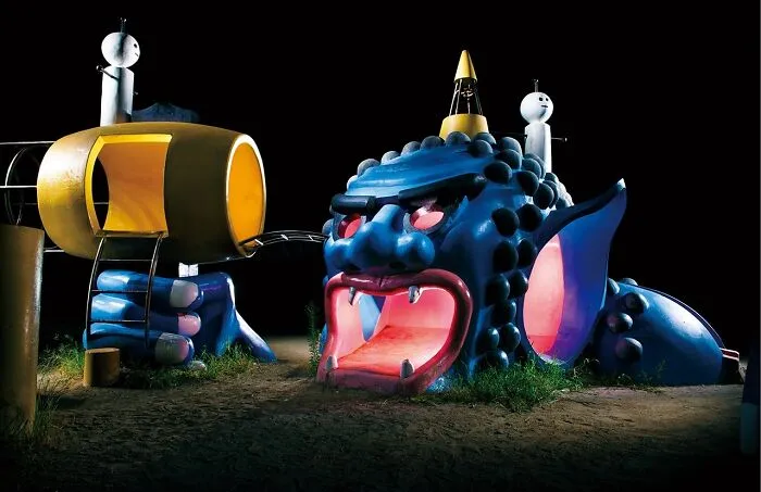 Japan's Vanishing Playground Sculptures Come Alive At Night By Fujio Kito (30 Pics)