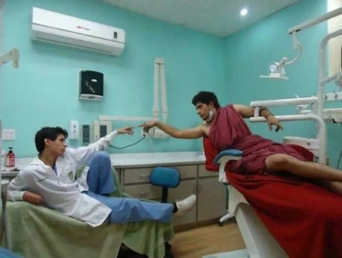 118 Pics That Make You Wonder What Happened Five Seconds Before The Photo Was Taken