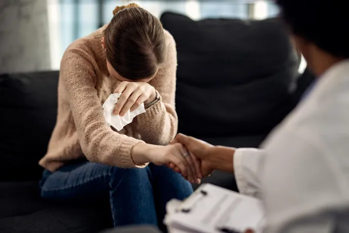 Bemused Doctors Expose The Things People Most Commonly Lie To Them About (62 Examples)