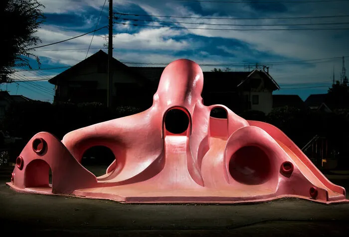 Japan's Vanishing Playground Sculptures Come Alive At Night By Fujio Kito (30 Pics)