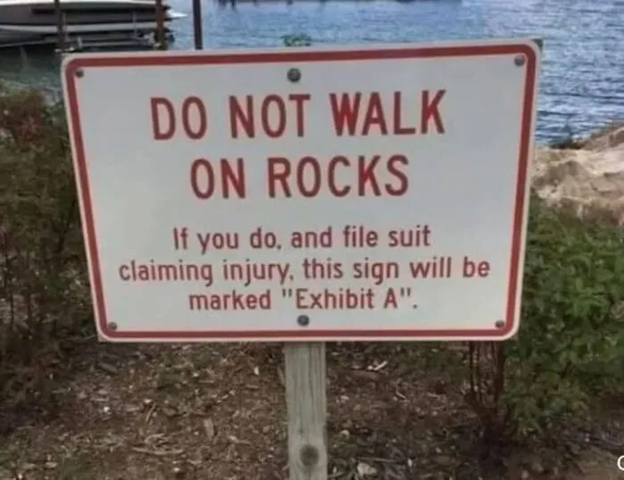 97 Funny Signs People Found In The Wild And Had To Photograph
