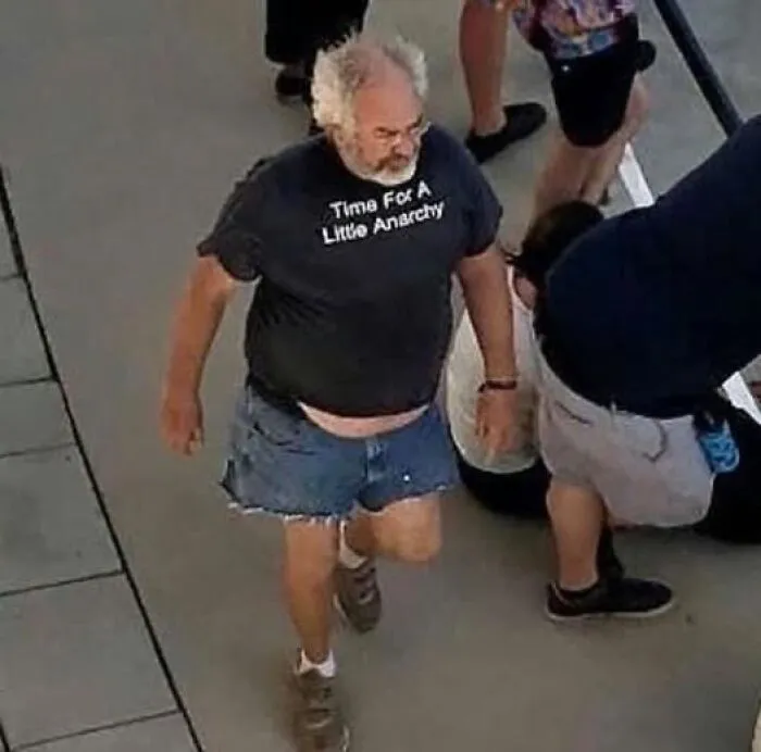 61 T-Shirts That Say Way Too Much About The Person Wearing Them