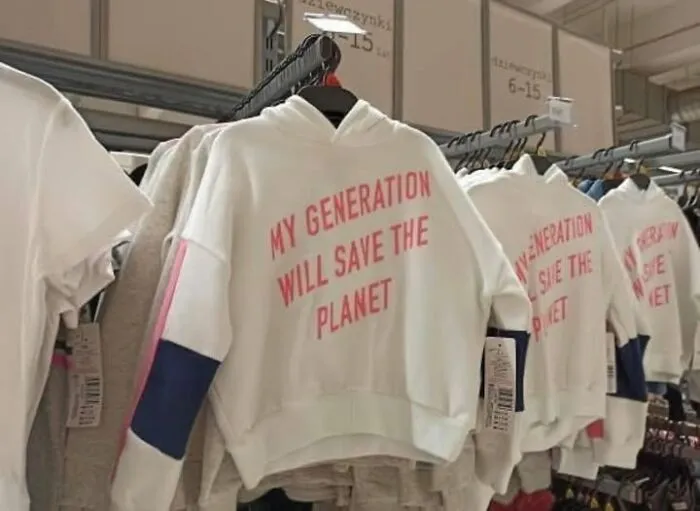 61 Ridiculous And Unhinged T-Shirts That Might Make You Wonder Who Made Them
