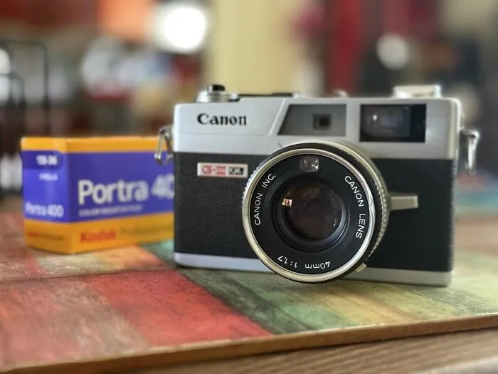 Film Cameras. You Couldn't See How The Pictures Turned Out Until You Finished The Entire Film