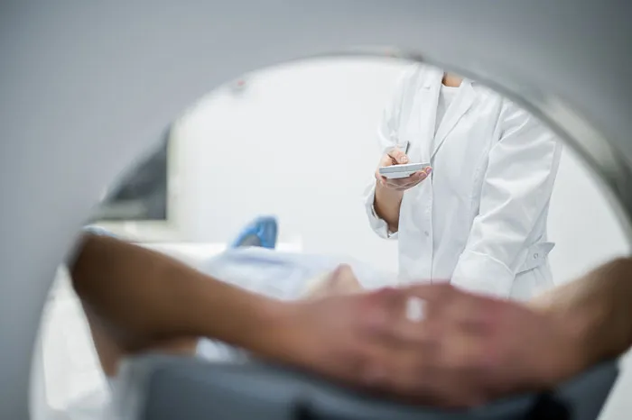 39 True Medical Mysteries That Read Like A Script From “House”