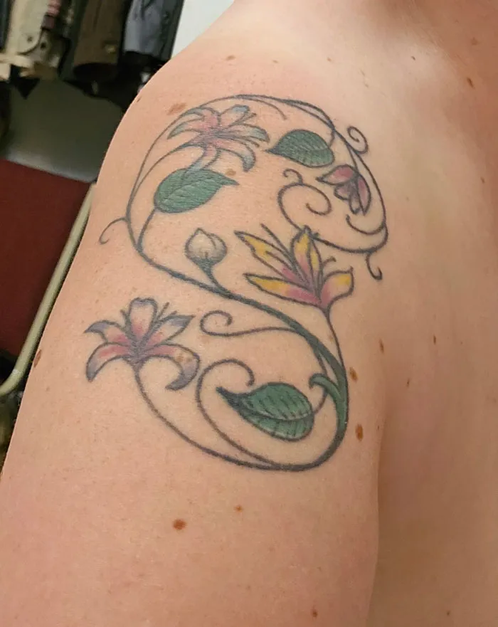 I Have A Flowering Vine Tattoo, Leaves For Each Of My Sons, Flowers For My Daughters. A Single Bud For The Baby We Didn't Get To Keep. I Plan To Eventually Add Little Ladybugs Or Bumblebees For Grandkids