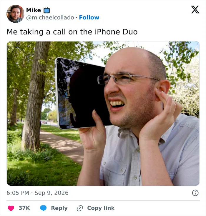 Apple Turns Into A Mockery After Launching Foldable iPhone, The Most Savage Yet Hilarious Reactions Are Here