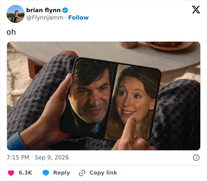 Apple Turns Into A Mockery After Launching Foldable iPhone, The Most Savage Yet Hilarious Reactions Are Here