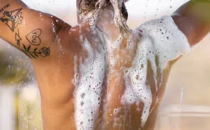 57 People Caught Their Partners In These Gross Acts And Could Never Look At Them The Same