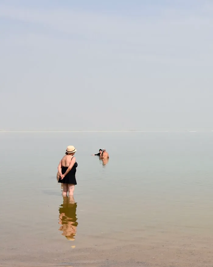 30 Minimalist Photos By Ricky Barel Where Color, Shadow, And Space Do The Talking