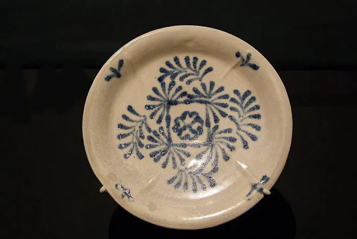A Belitung Blue-And-White Dish
