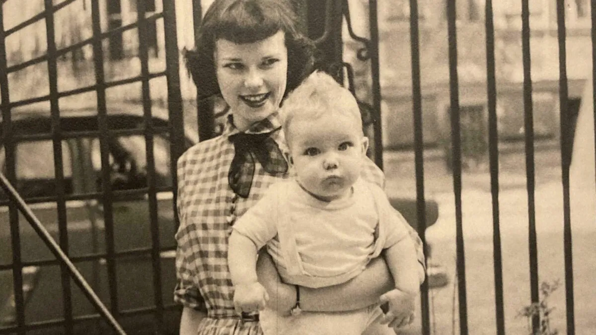 77 Fascinating Photos From The Past That Capture Little Details Of Life We’d Never Find In Textbooks