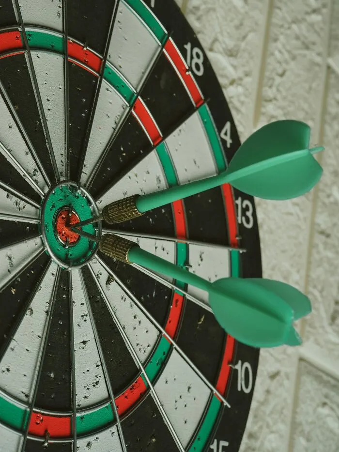 83 Seemingly Ordinary Behaviors That Psychologists Say Are Not Normal At All
