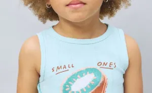 Retail Giant Put A Slogan With "Terrible Message" On Little Girls’ T-Shirt And Customers Are Furious