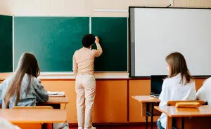 Teacher Allegedly Outed A Closeted Teen Over A School Trip—Then Her “Foolproof” Rooming Plan Backfired