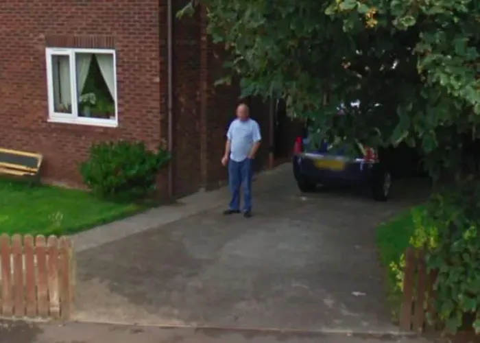 A Man’s Wife Already Suspected He Was Lying, Then Google Street View Caught Him Smoking 