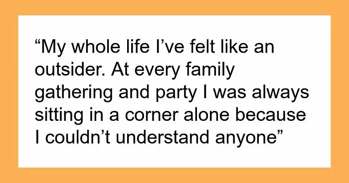 Family Assumes They're Invited To Deaf Bride's Wedding, Until She Finds Out About Their Group Chat