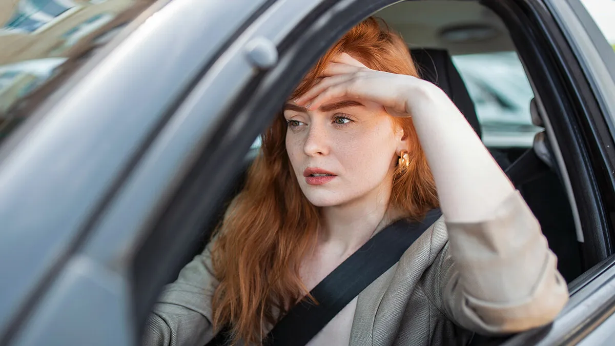 “Okay Girls, I Need Your Most Unserious Dating Red Flag. Not Cheating. Not Lying” (66 Answers)