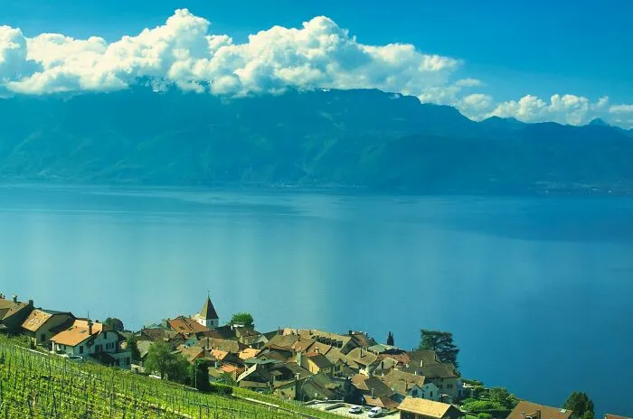 80 People Who Move To Europe From The US Share The Culture Shocks They Never Saw Coming