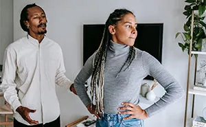 Woman Thinks 5 Years Together Means Marriage Is Next, BF Publicly Reveals It Was Never On His List