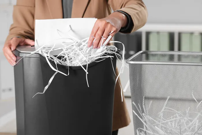 People Are Cracking Up At These 70 Painfully Embarrassing Things That Happened At Work