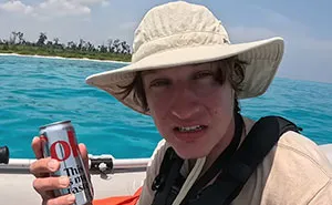 Guy Ventures Toward The World’s Most Isolated Tribe With A Gift, Ignores India’s Strict Ban On The Island
