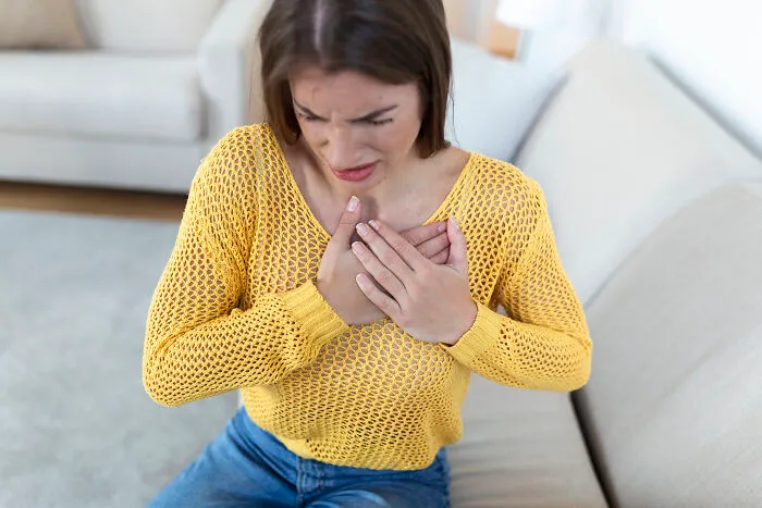Hypochondriacs, Look Away: 61 Seemingly Innocent Health Symptoms That Terrify Doctors