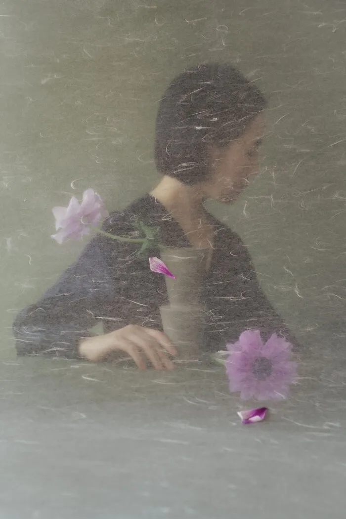 This Photographer Created 32 Dreamlike Shots Using Only Reflections And Household Objects