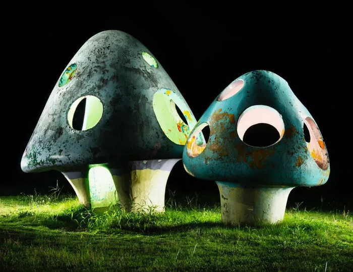 Japan's Vanishing Playground Sculptures Come Alive At Night By Fujio Kito (30 Pics)