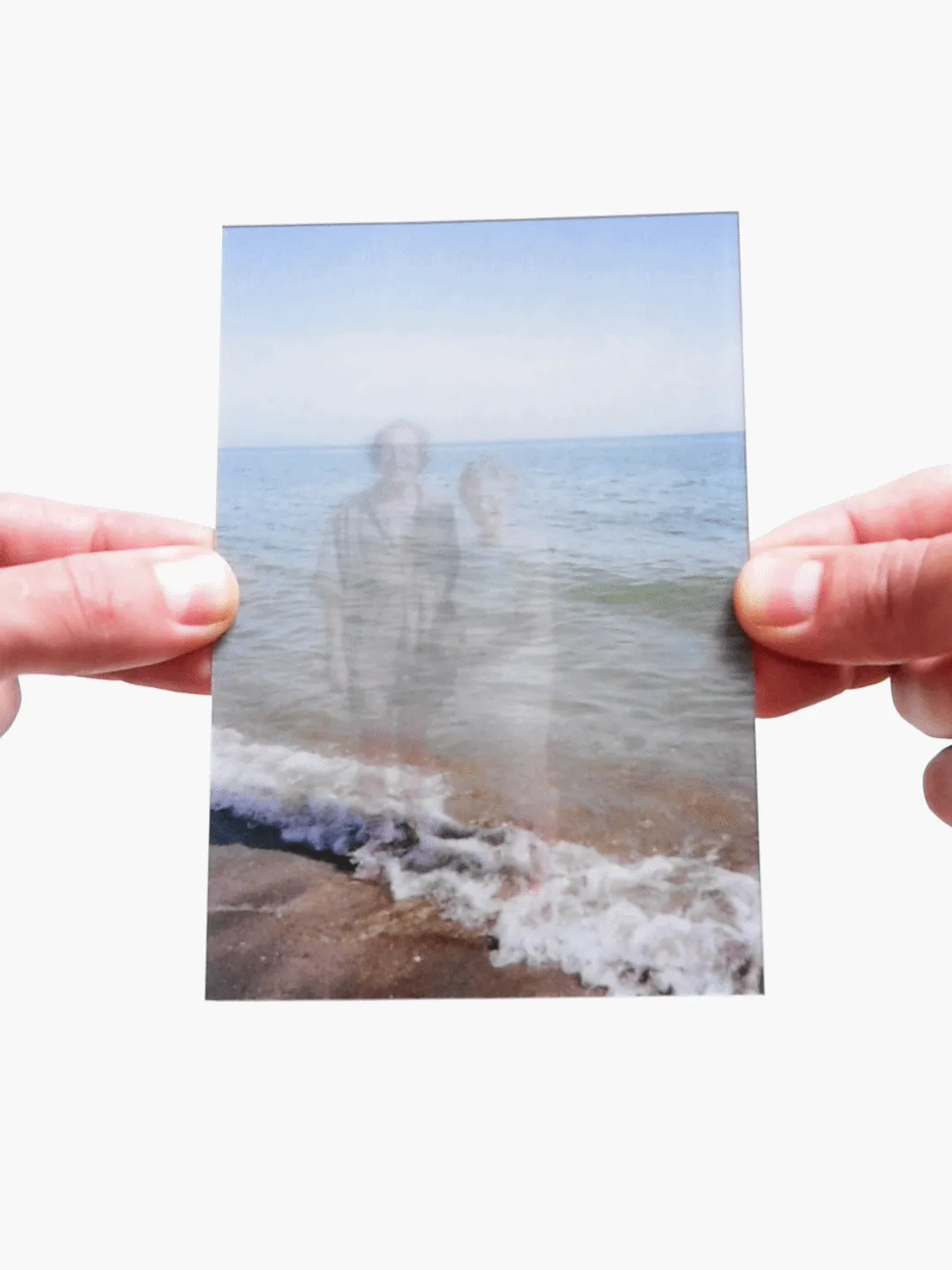 Photographer Uses AI And Photoshop To Reconstruct Family Photos Without His Father (20 Pics)