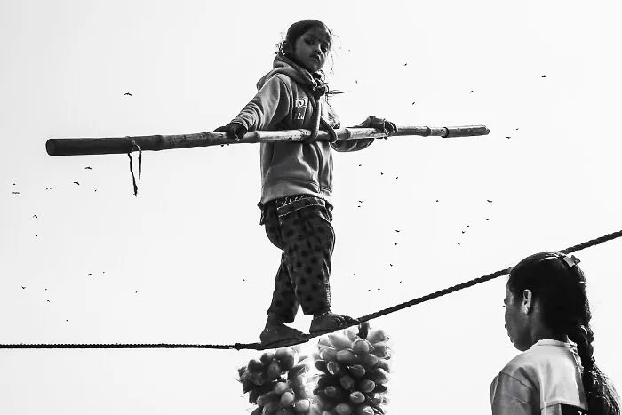Unfiltered Moments Of Life Captured At Just The Right Moment By This Street Photographer  (66 Pics)