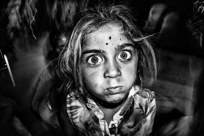 31 Striking Shots Of Children Captured By This Photographer In Completely Unscripted Moments