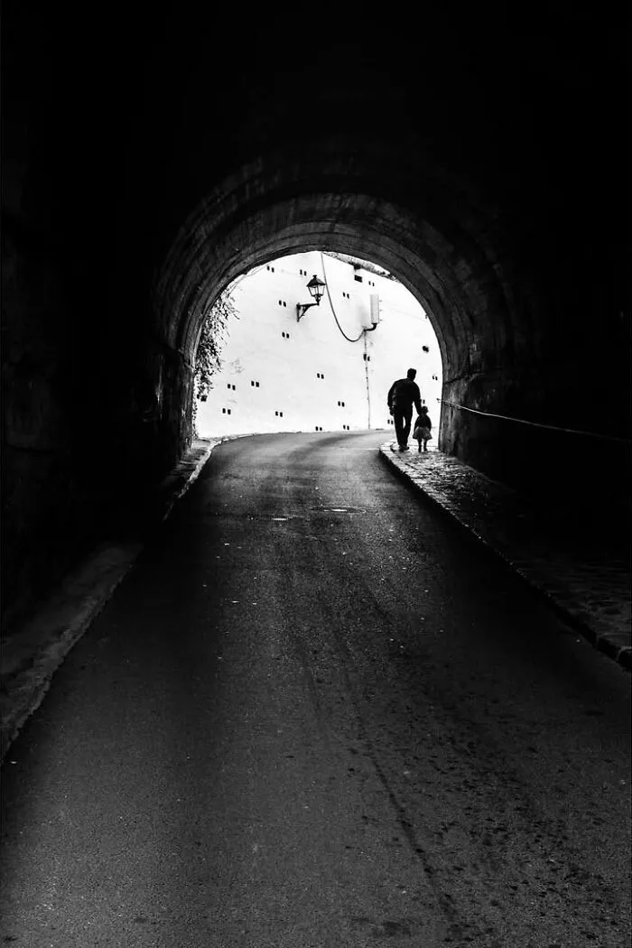 This Street Photographer Turns Shadows And Split-Second Coincidences Into Clever Images (32 Pics)